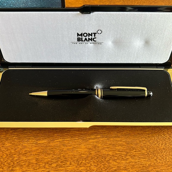 Mont Blanc Meisterstück Mechanical Pencil 165, .7mm - Picture 2 of 9
